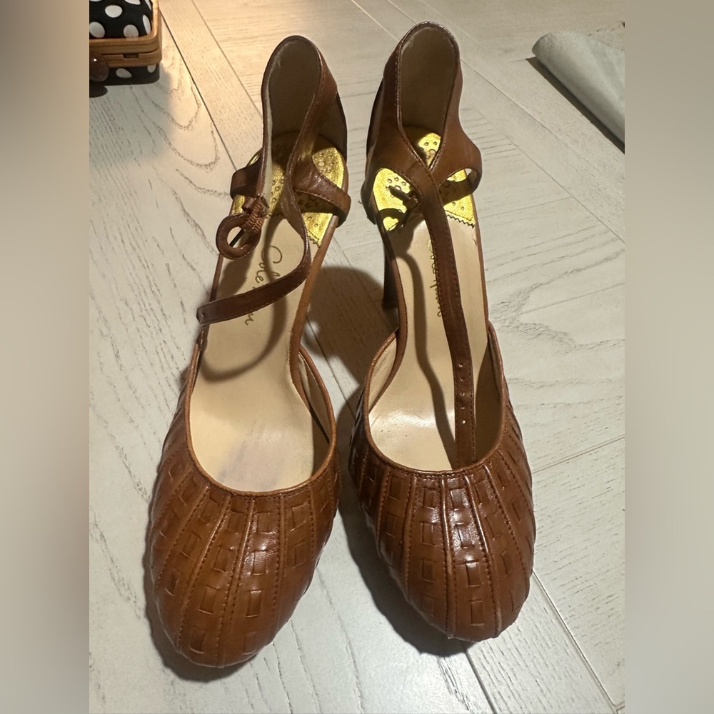 Cole Haan Tan Textured Women's Heels Nike Jordan collection